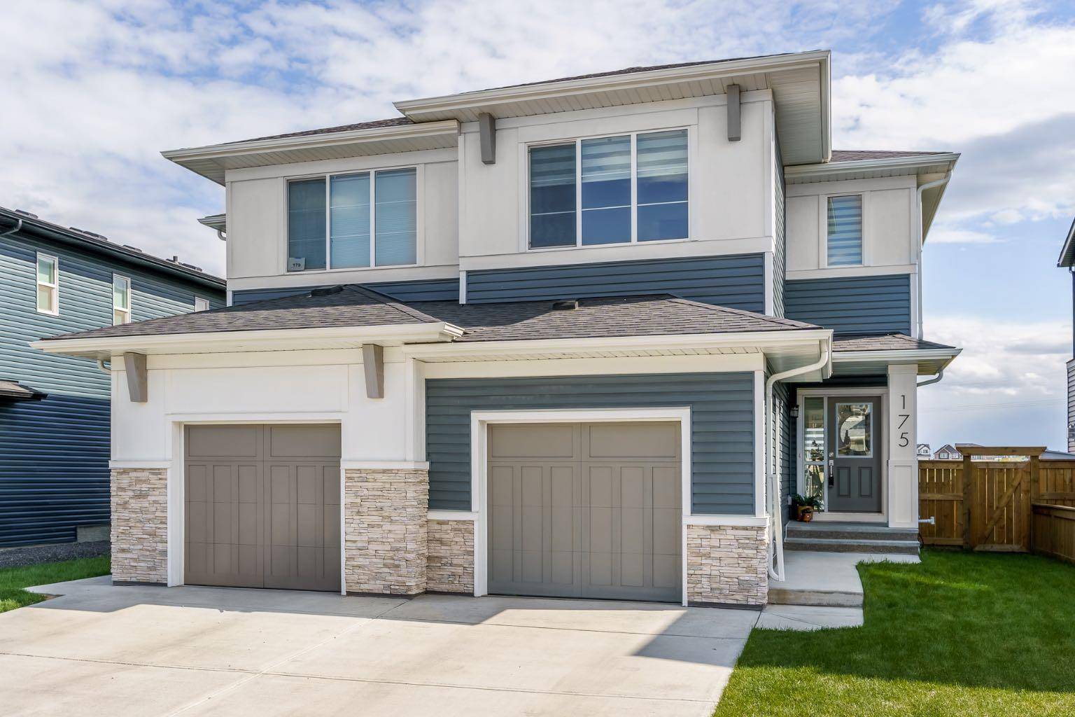 Cochrane, AB T4C 2A4,175 Willow PL