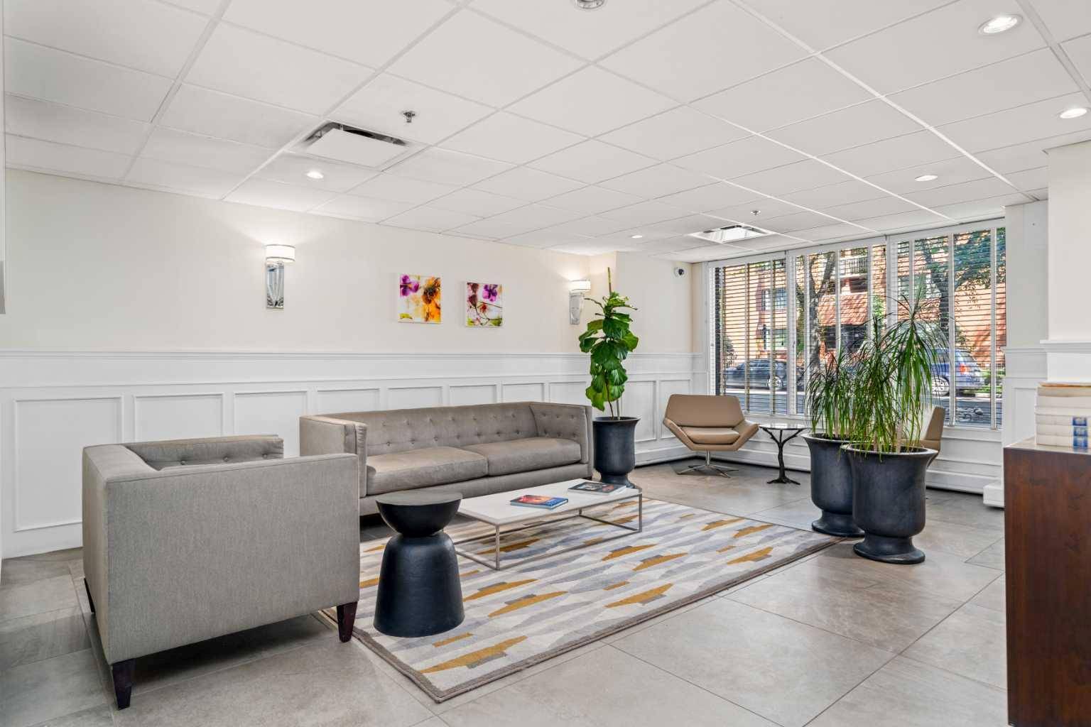 Calgary, AB T2R 0L5,1001 13 AVE SW #1140
