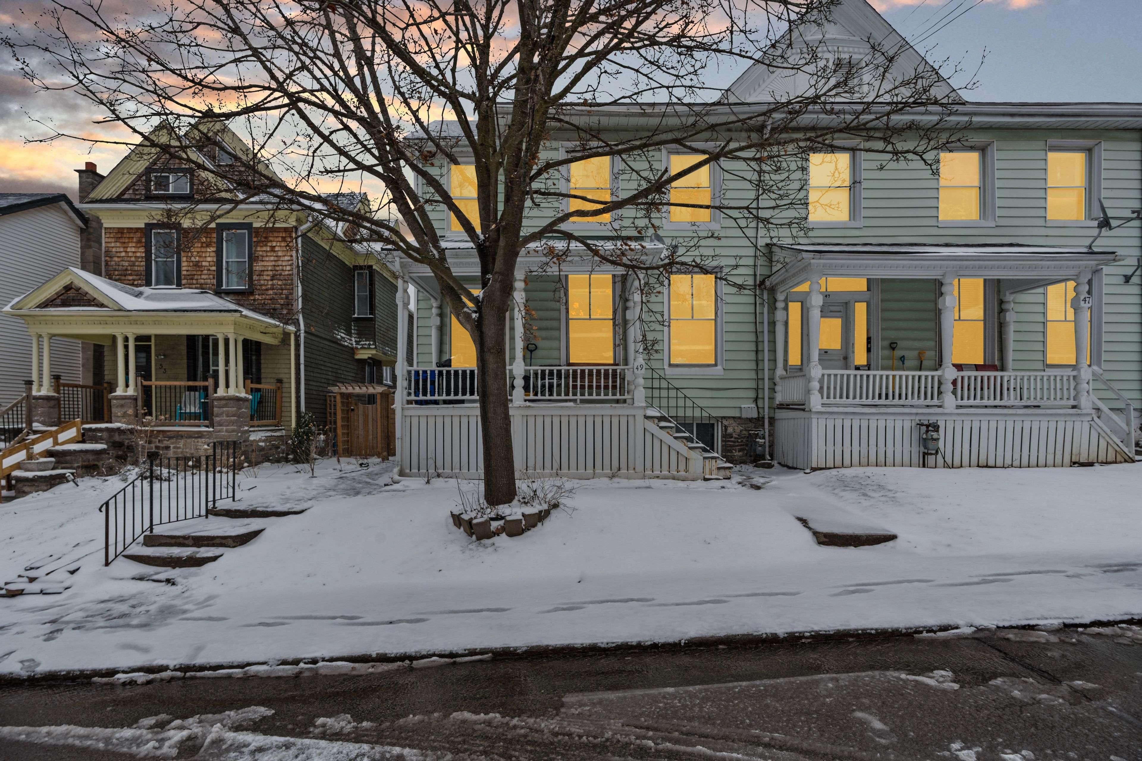 Brockville, ON K6V 4S2,49 WALL ST