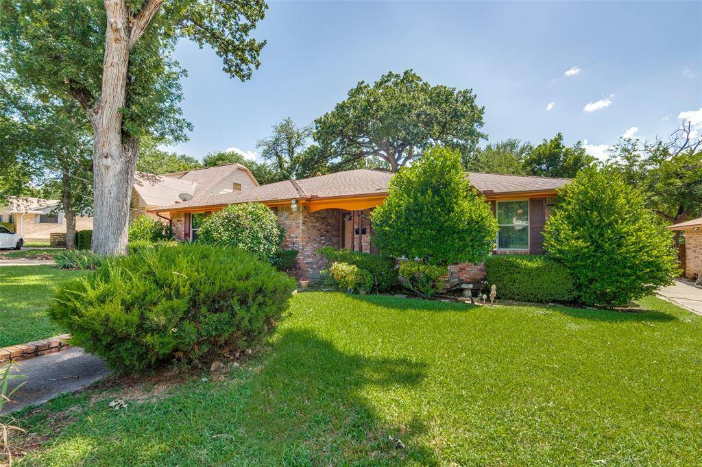 Dallas, TX 75232,6415 Autumn Woods Trail