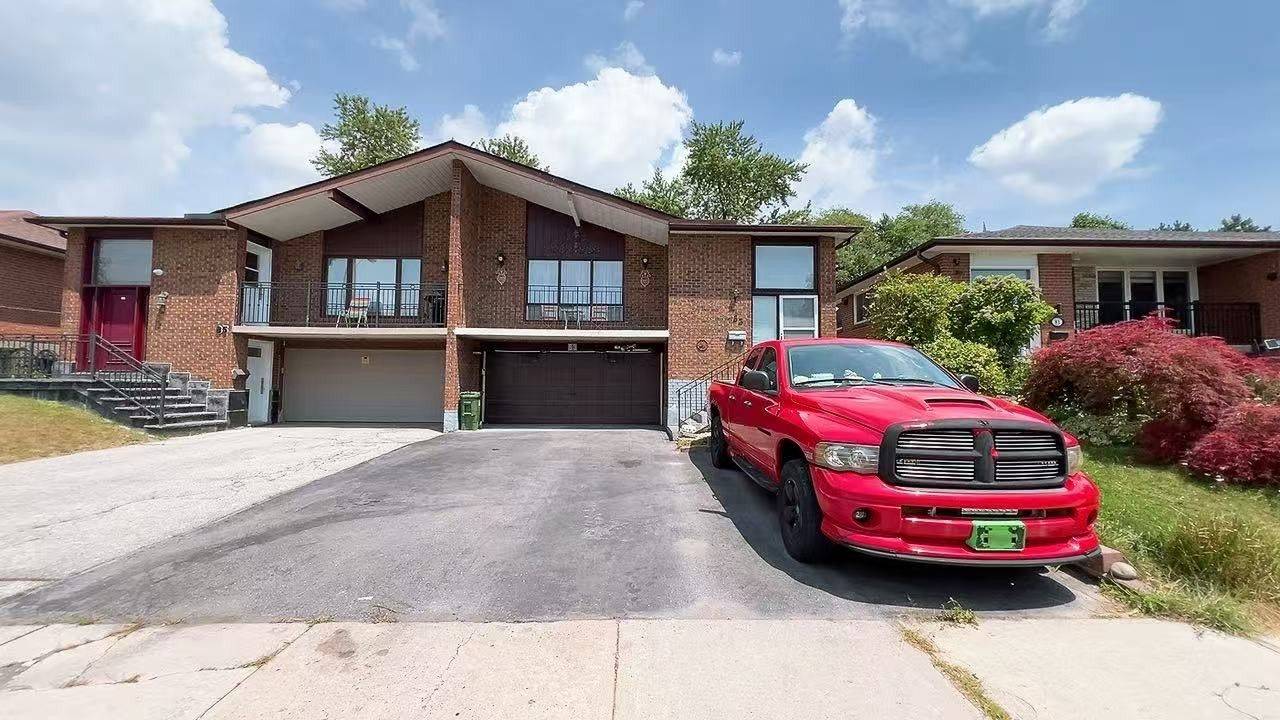 Toronto C15, ON M2M 3A6,83 Mintwood DR