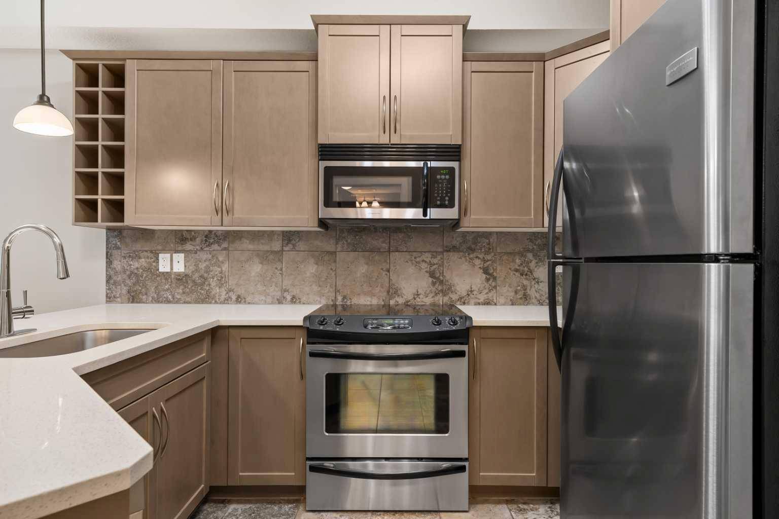Calgary, AB T3H 0E5,35 Aspenmont HTS SW #327