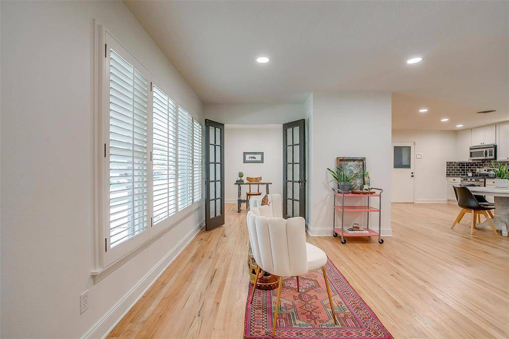 Fort Worth, TX 76109,3937 Weyburn Drive