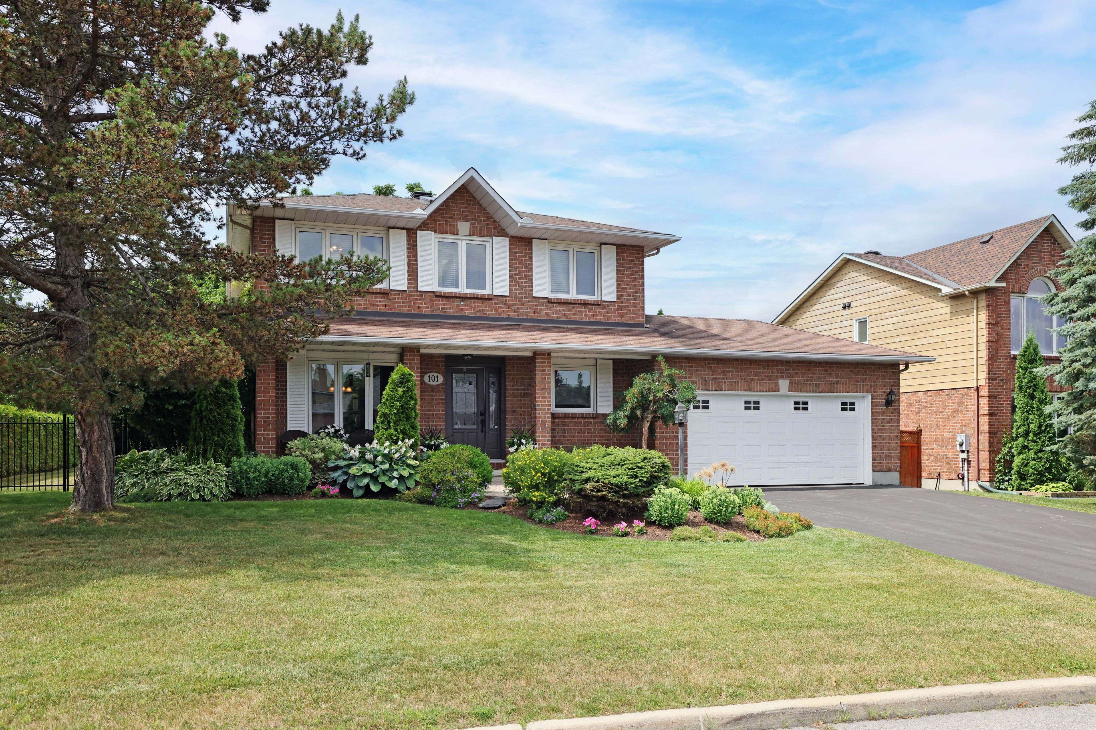 Stittsville - Munster - Richmond, ON K2S 1E3,101 Beechfern DR