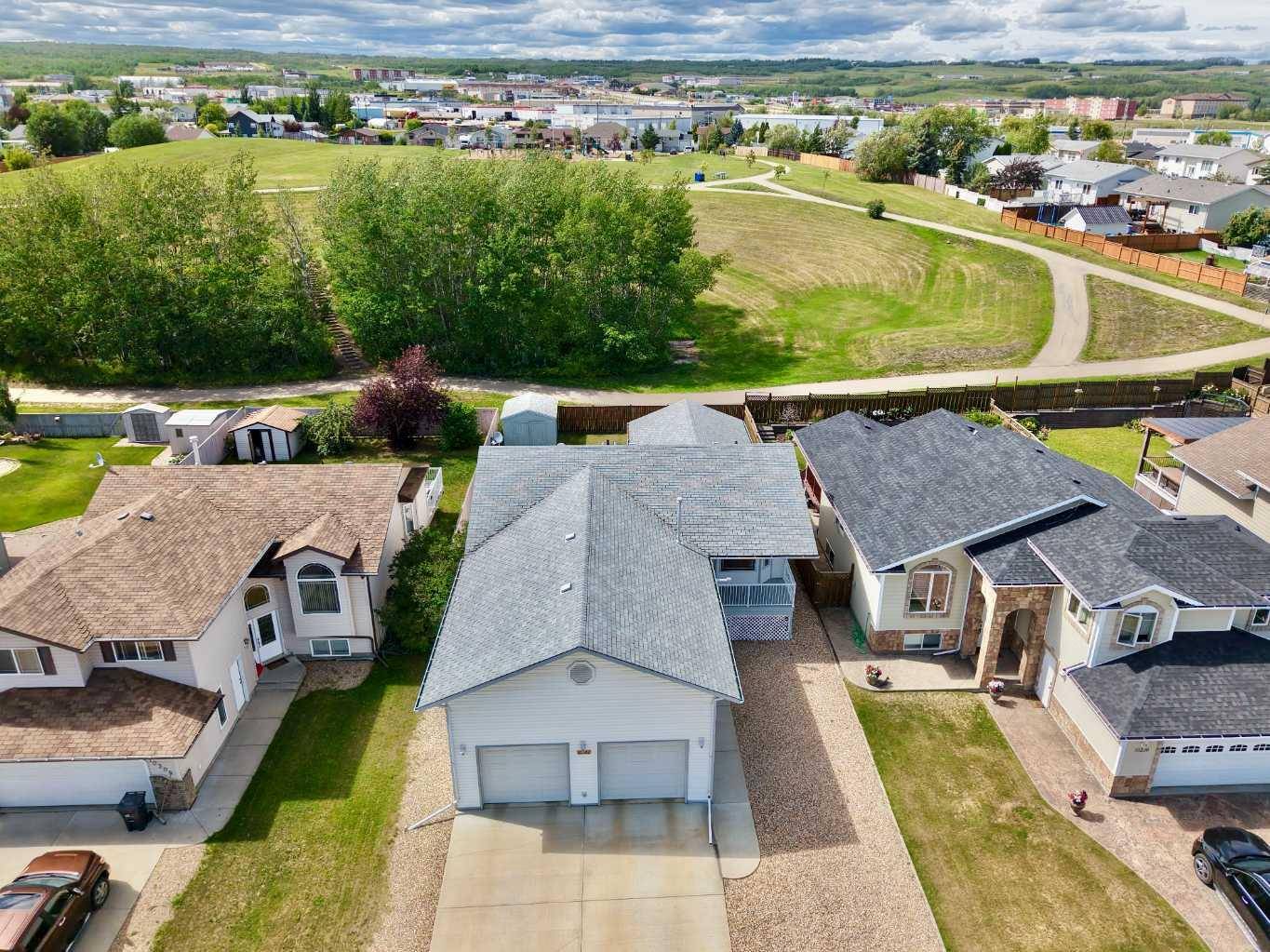 Peace River, AB T8S 1Y1,10302 83 ST
