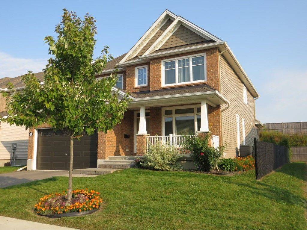 Orleans - Cumberland And Area, ON K4A 1E8,594 Baie Des Castors ST