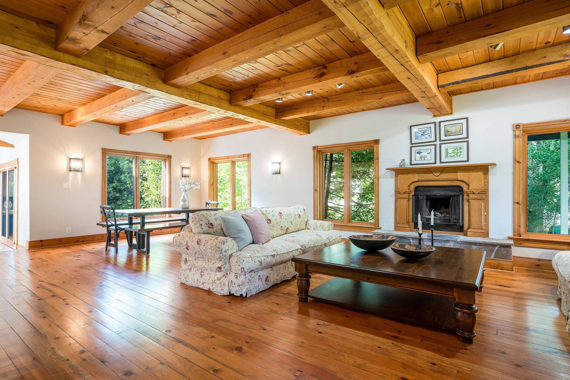 Blue Mountains, ON L9Y 0S4,127 Wyandot CT