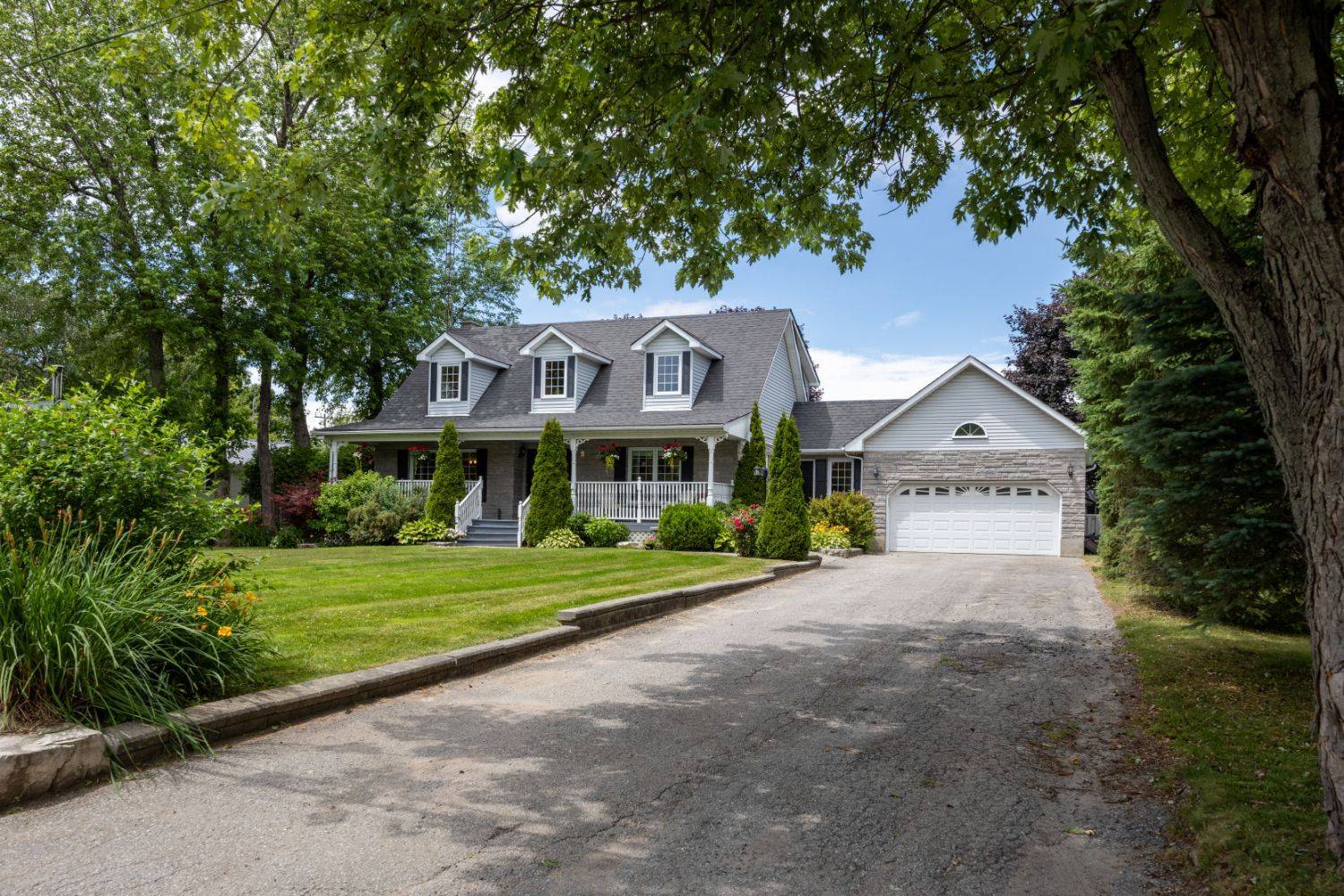 Clarington, ON L1B 0L6,10 Brownsville CT