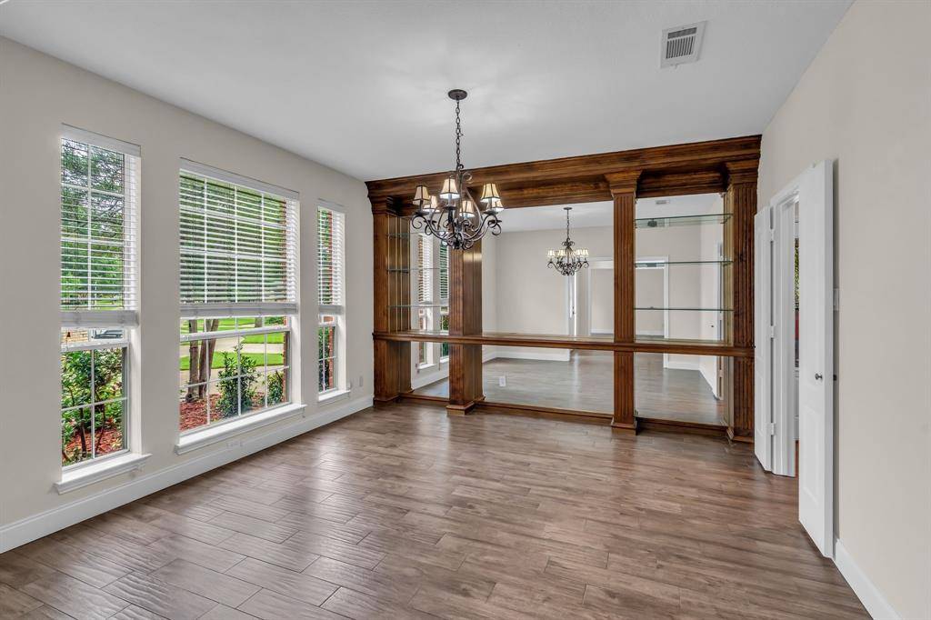 Grapevine, TX 76051,2085 Idlewood Drive