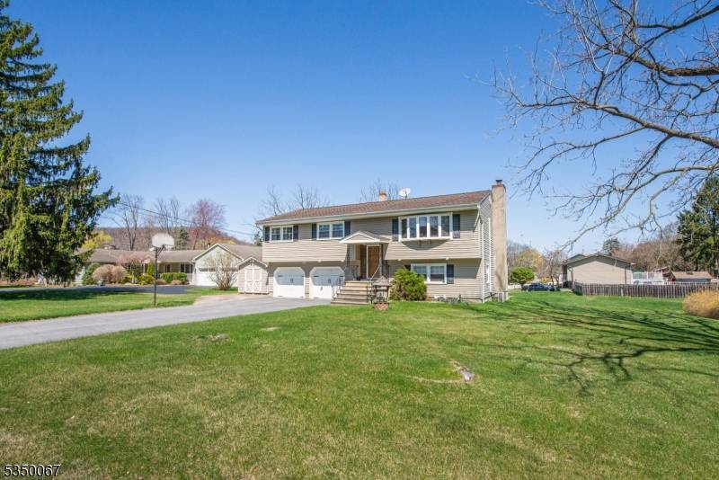 Vernon Twp., NJ 07418,139 Lounsberry Hollow Rd