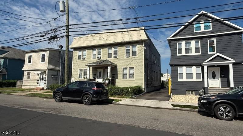Elizabeth City, NJ 07202,633 Maple Ave