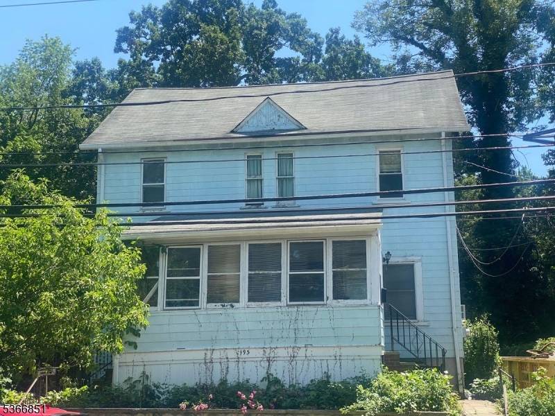 Montclair Twp., NJ 07042,195 N Fullerton Ave