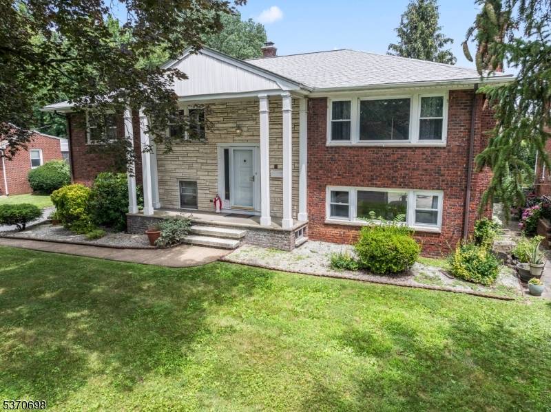 Scotch Plains Twp., NJ 07076,541 Dona Ln