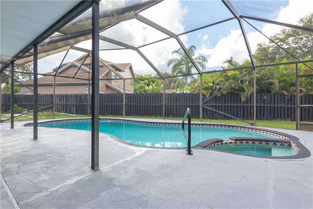 Cooper City, FL 33328,8645 SW 57th Mnr