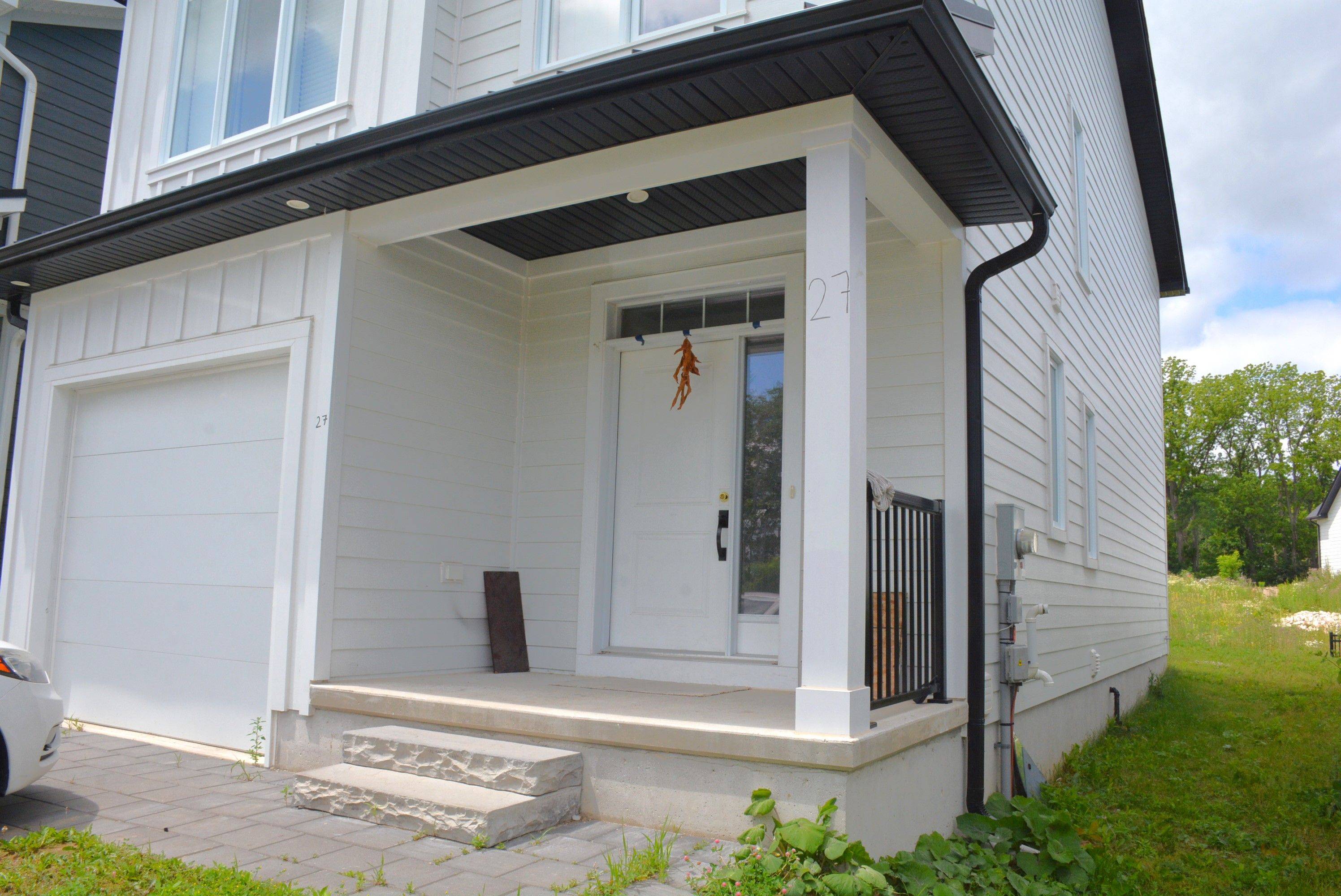 London South, ON N5Z 0B1,27 Christopher CT