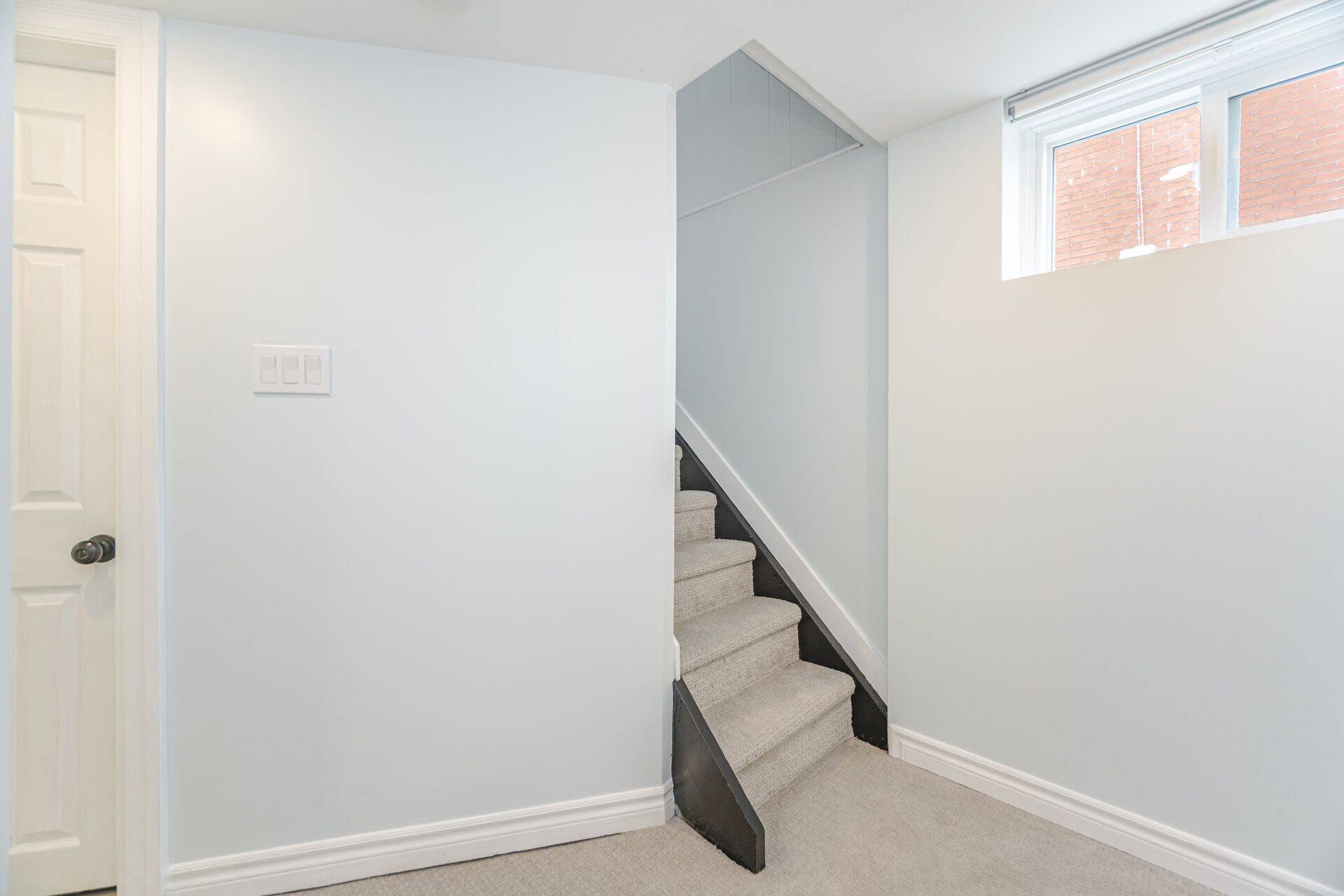 Hamilton, ON L8H 5B1,99 Cope ST #Basement Unit