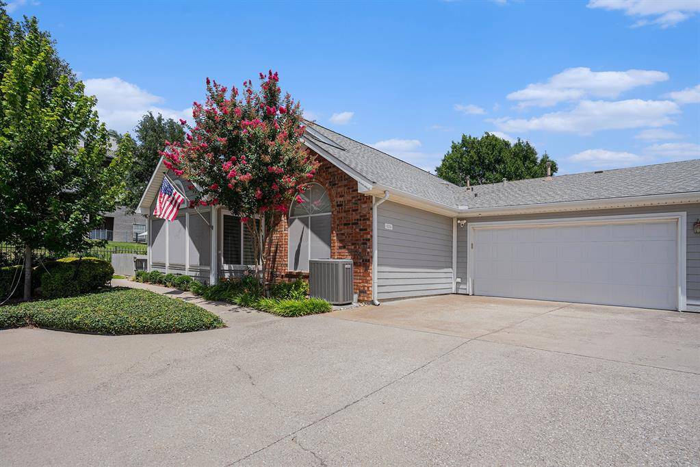 Fort Worth, TX 76132,6154 Haley Lane