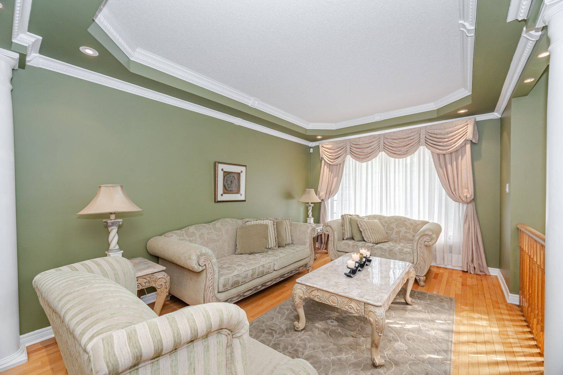 Brampton, ON L6P 2B9,5 Summershade ST