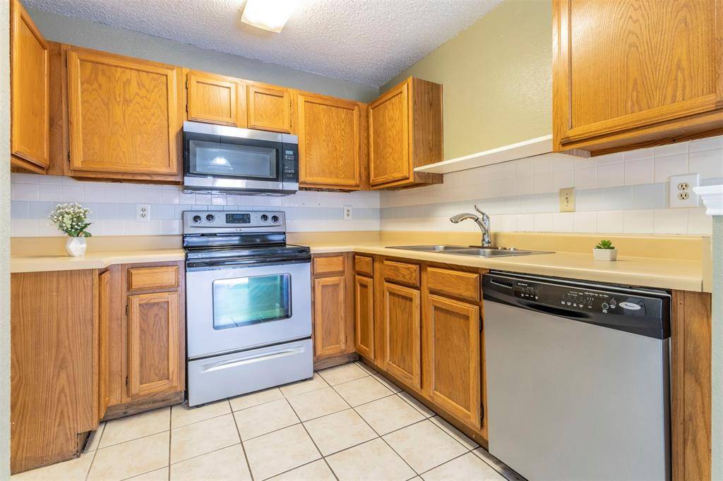 Fort Worth, TX 76137,4837 Thistledown Drive