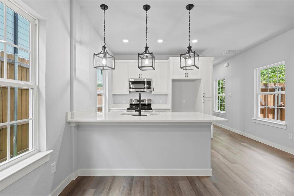 Dallas, TX 75215,2426 Saint Clair Drive
