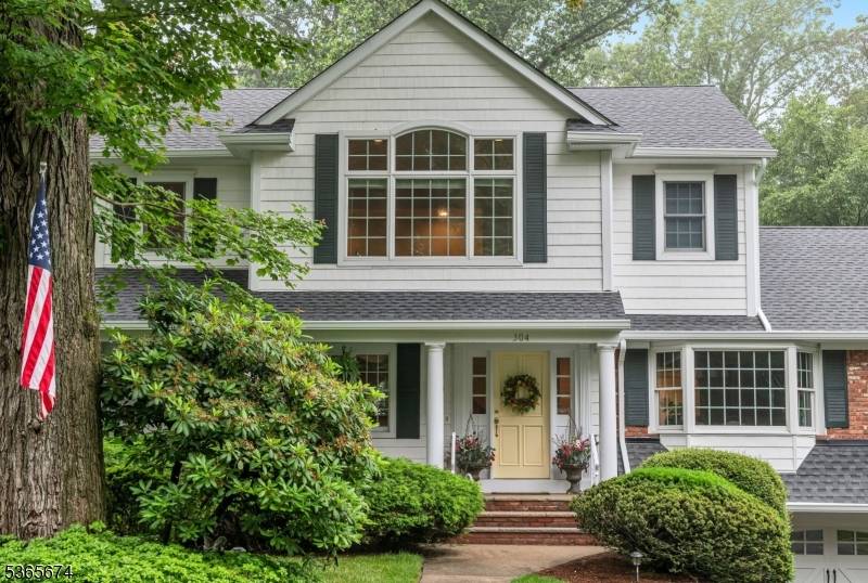 Wyckoff Twp., NJ 07481,304 Briarwood Dr