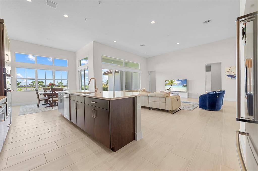 Loxahatchee, FL 33470,935 Hookline Cir