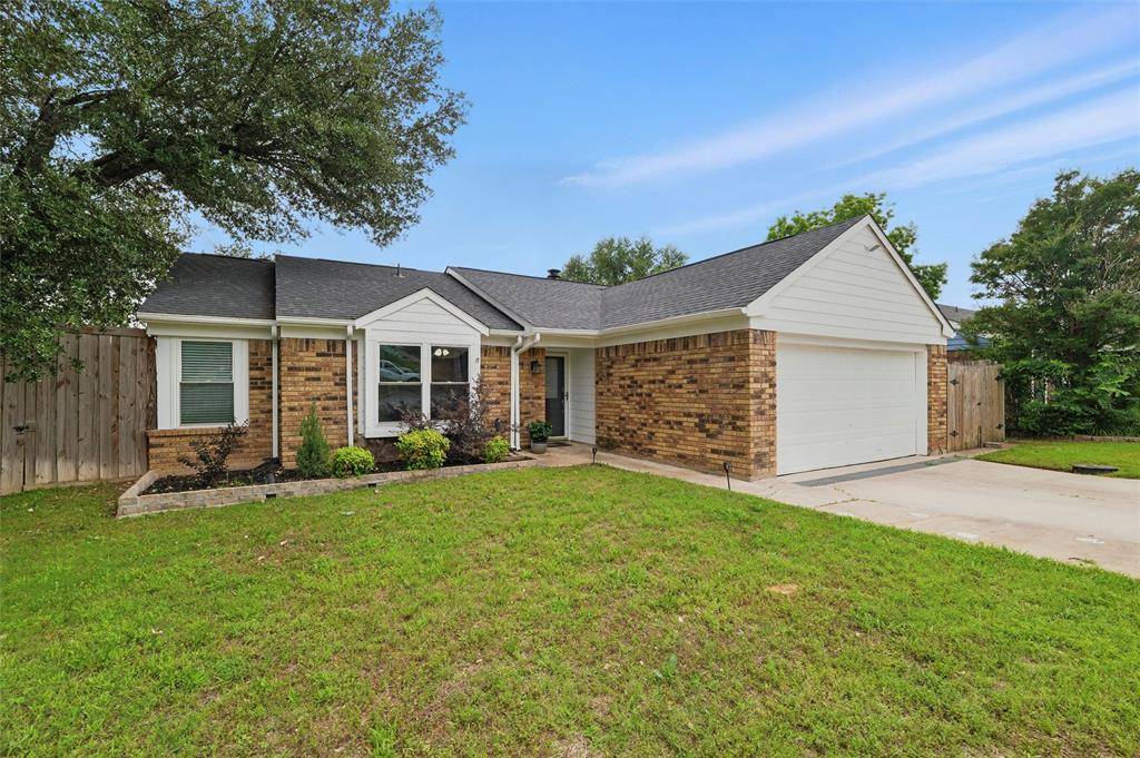 Euless, TX 76039,306 Rosemary Lane