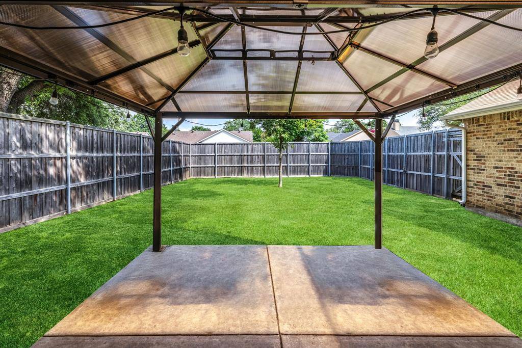 Garland, TX 75040,112 Rustic Ridge Drive