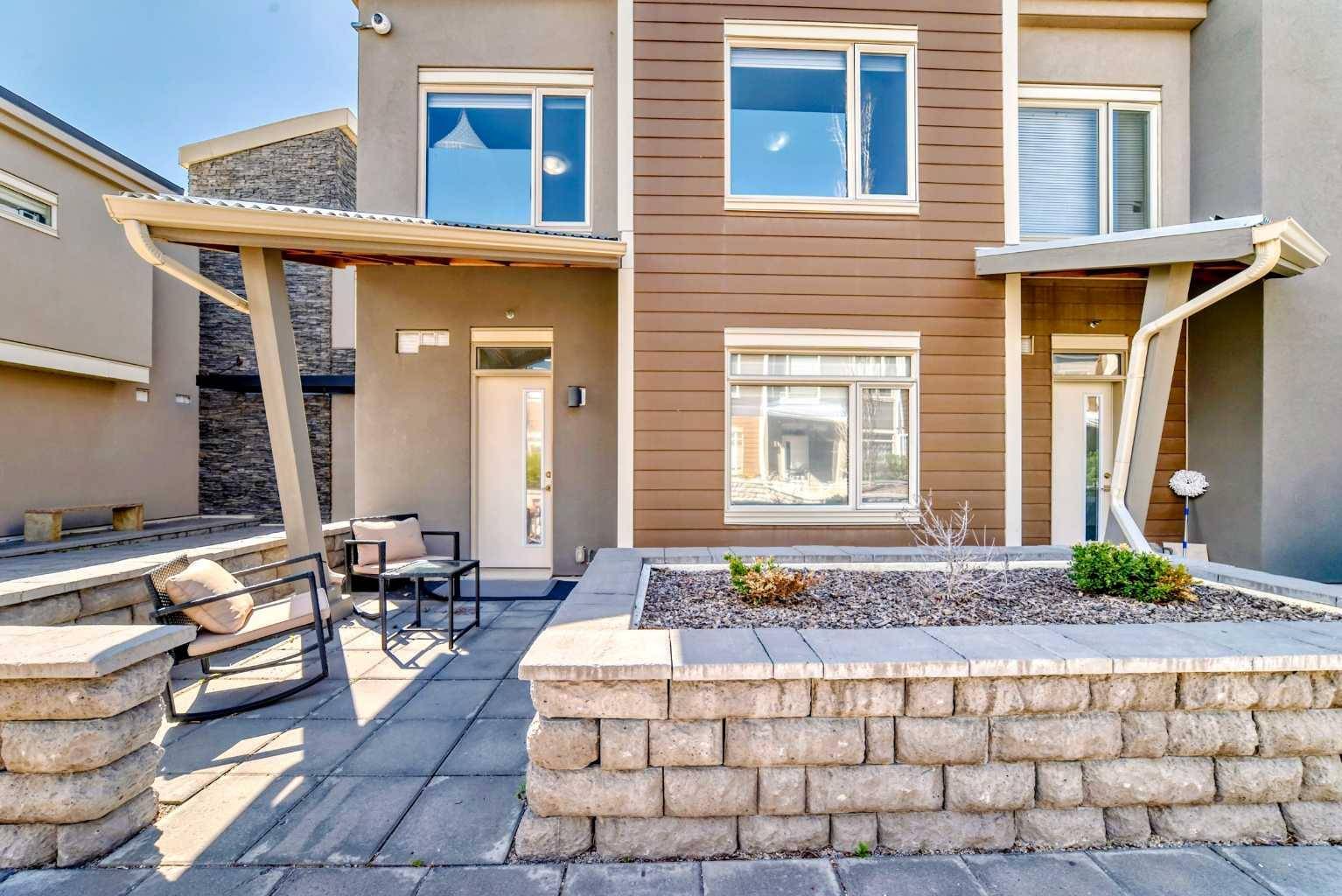 Calgary, AB T3H 0Y5,10 Westpark Link SW #214