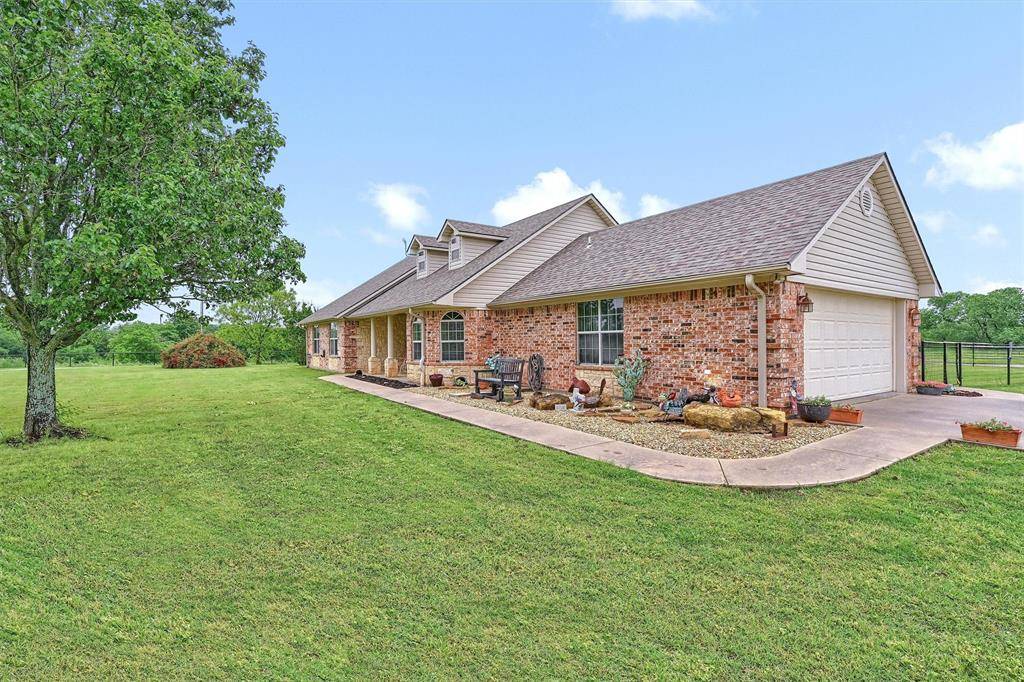 Savoy, TX 75479,10142 W FM 1753