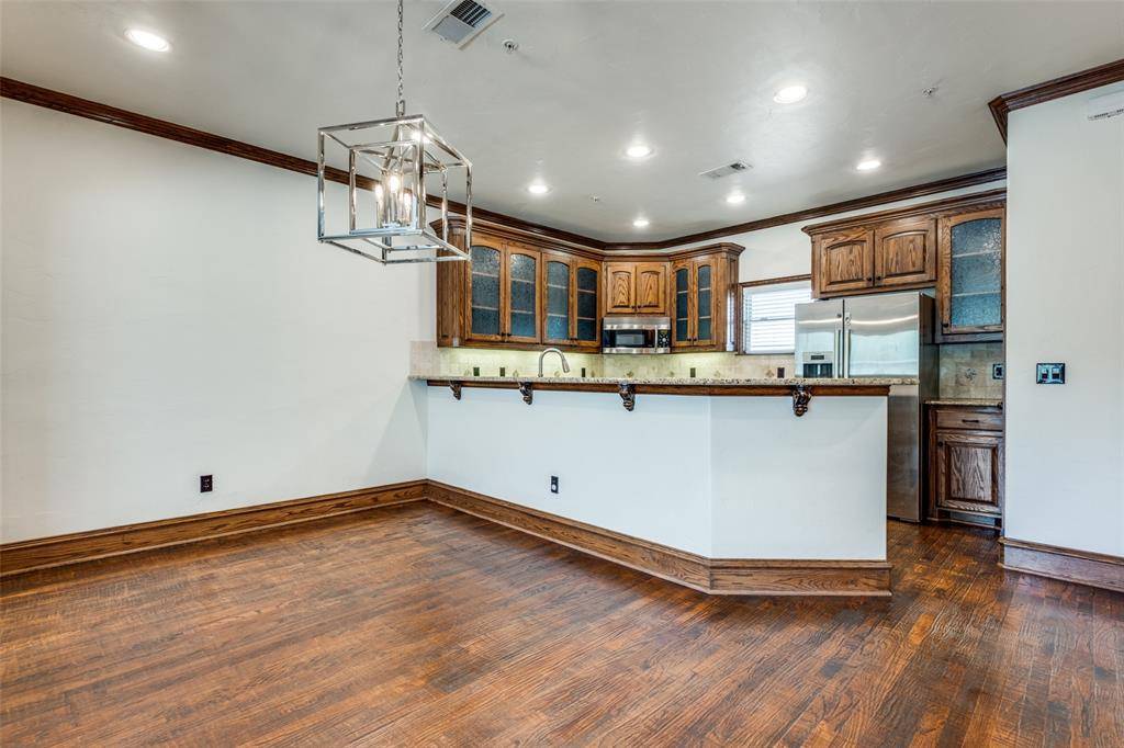 Dallas, TX 75204,4110 Mckinney Avenue #4