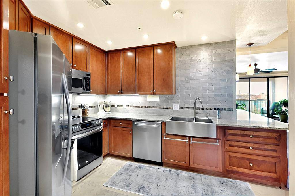 Irving, TX 75039,330 Las Colinas Boulevard E #602