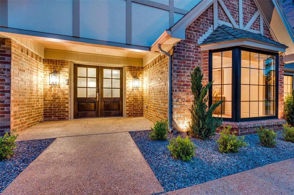 Dallas, TX 75248,6702 Rolling Vista Drive
