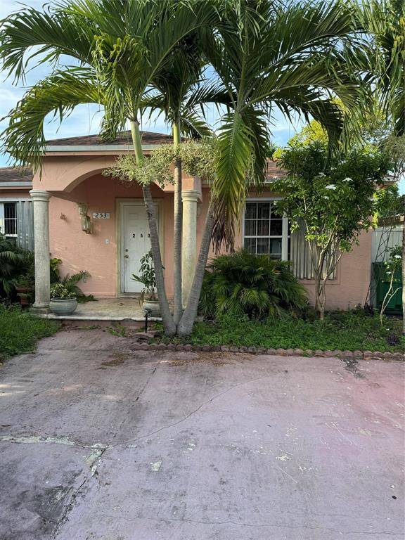 Dania Beach, FL 33004,253 SW 4th St