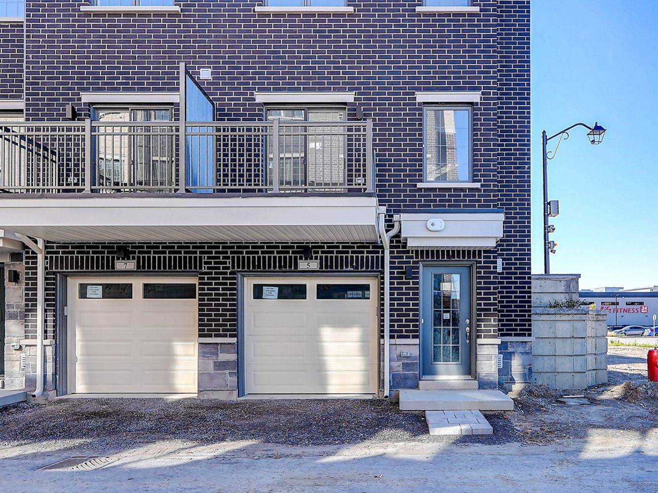 Whitchurch-stouffville, ON L4A 4X7,5 Maybank LN