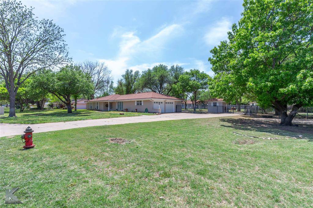Abilene, TX 79602,1910 Willow Drive