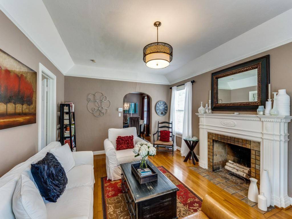 Dallas, TX 75223,519 Newell Avenue