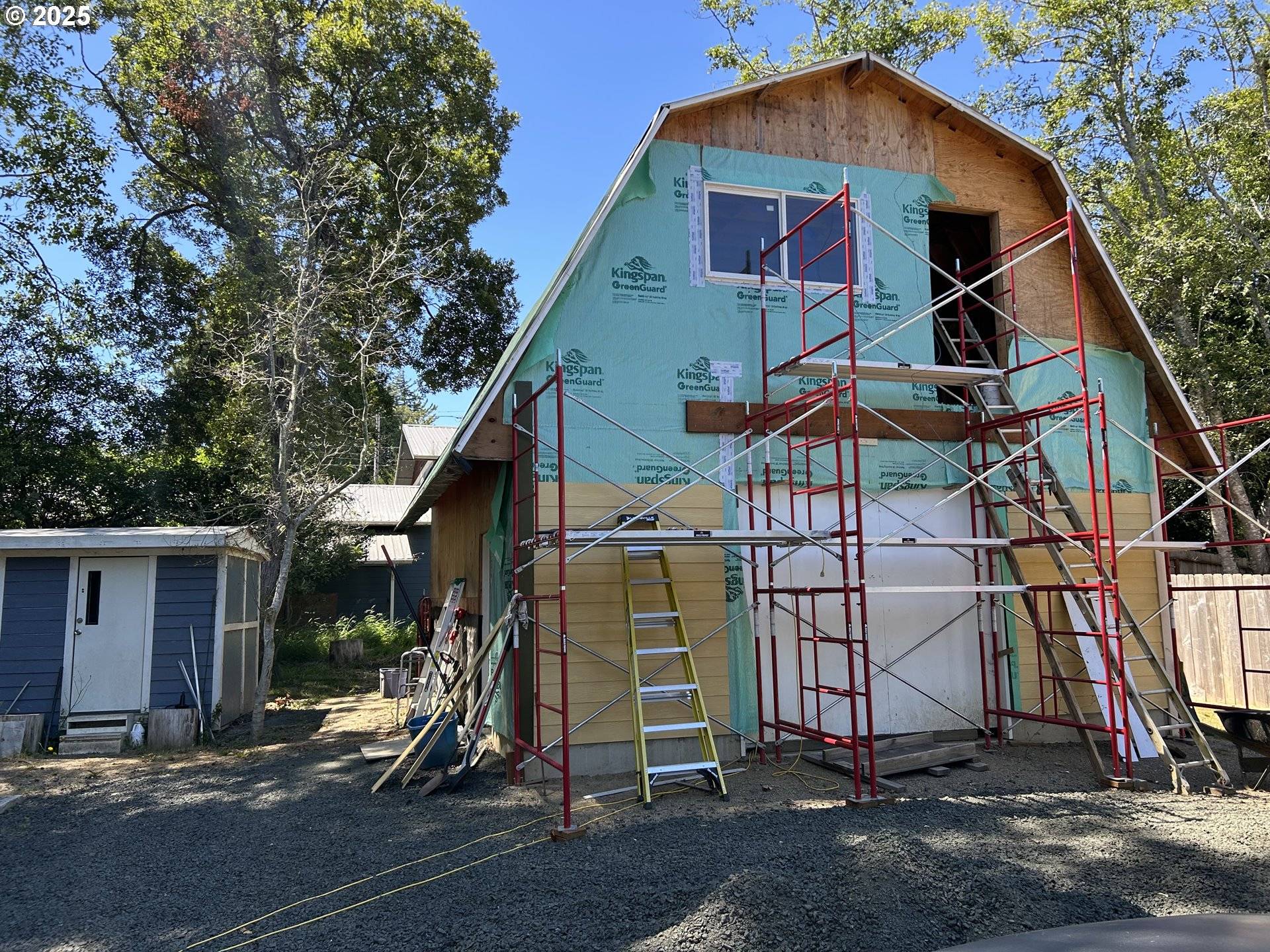 North Bend, OR 97459,2260 Ash ST
