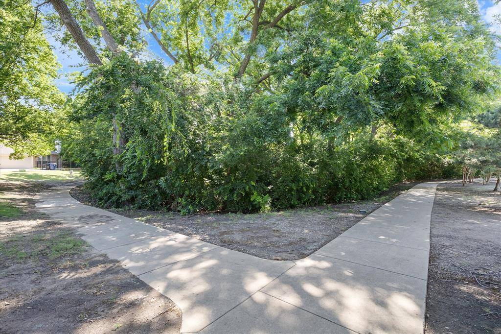 Frisco, TX 75035,16184 mapleshade