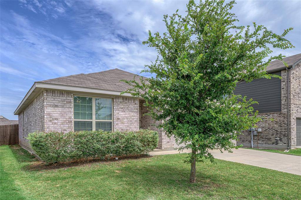 Van Alstyne, TX 75495,1061 Waverly Drive