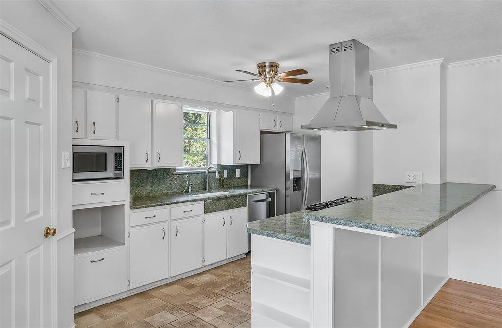 Dallas, TX 75214,6645 Lange Circle
