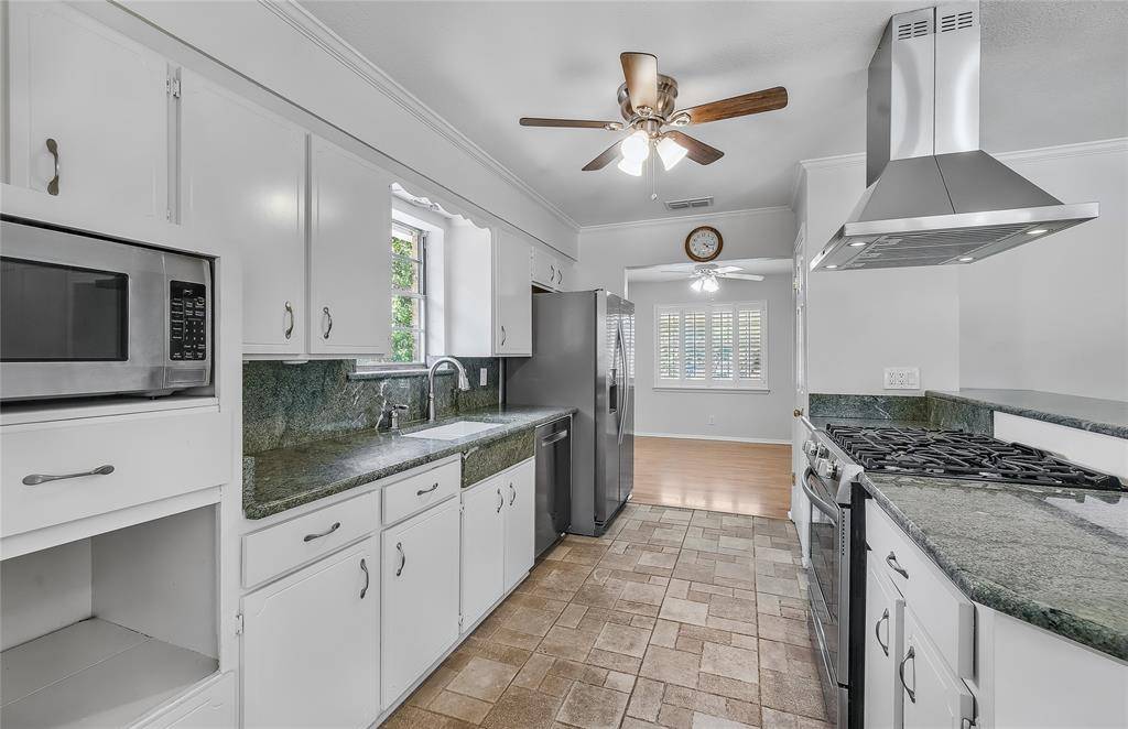 Dallas, TX 75214,6645 Lange Circle