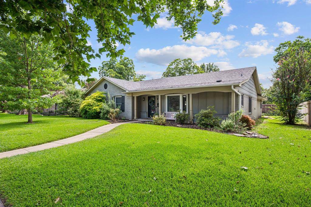 Farmers Branch, TX 75234,2818 Las Campanas Drive
