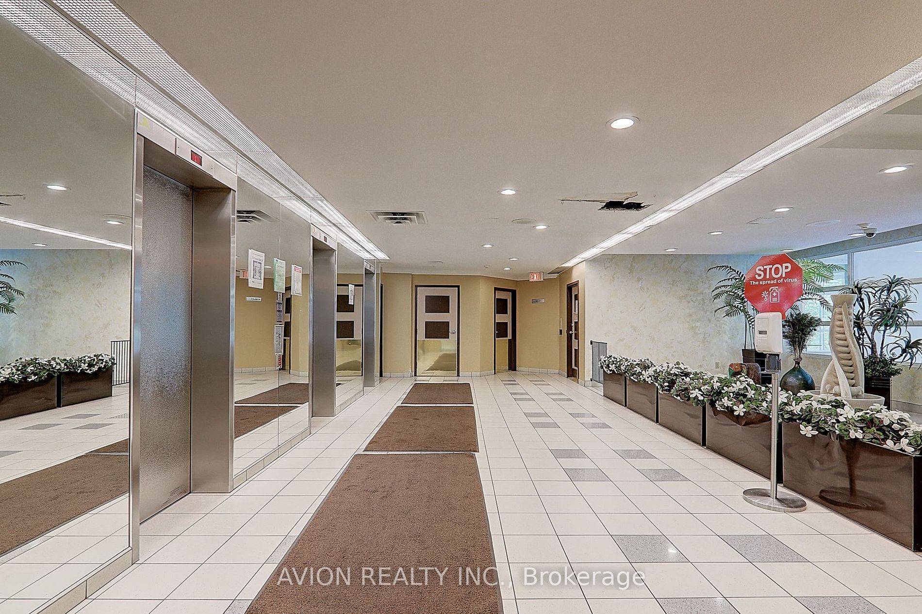 Toronto E09, ON M1E 5E6,3050 Ellesmere RD #1701
