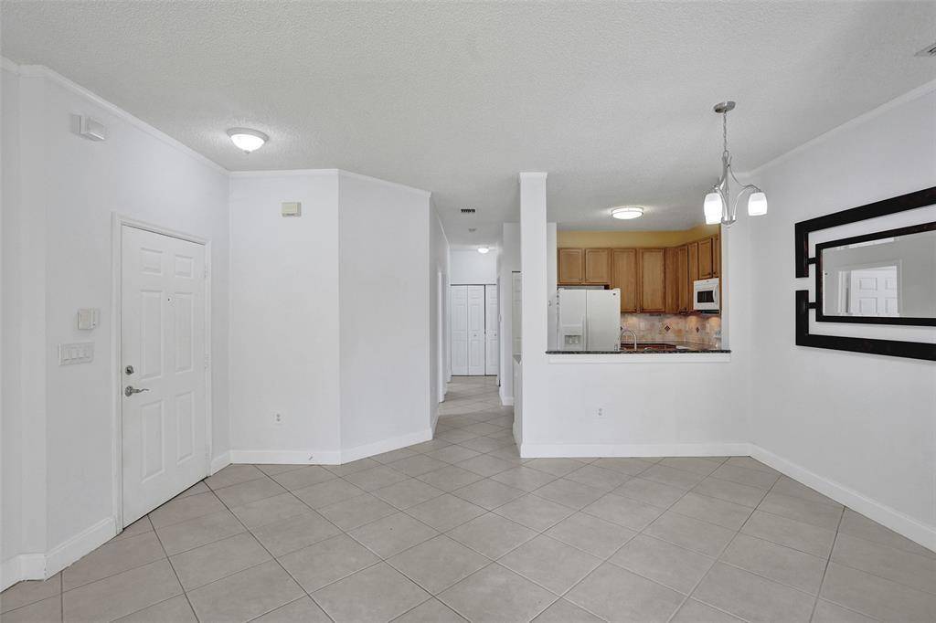 Pompano Beach, FL 33063,2938 Crestwood Ter #6106