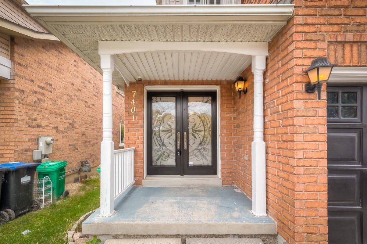 Mississauga, ON L5W 1X6,7401 Village WALK