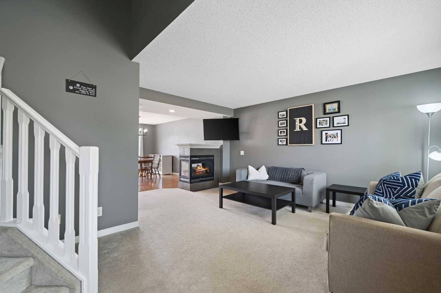 Calgary, AB T3L 3C8,425 Tuscany DR NW