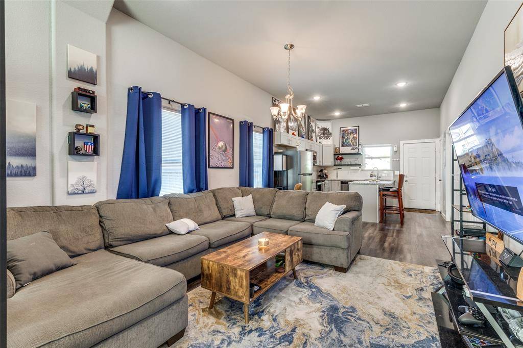 Fort Worth, TX 76104,1423 Evans Avenue