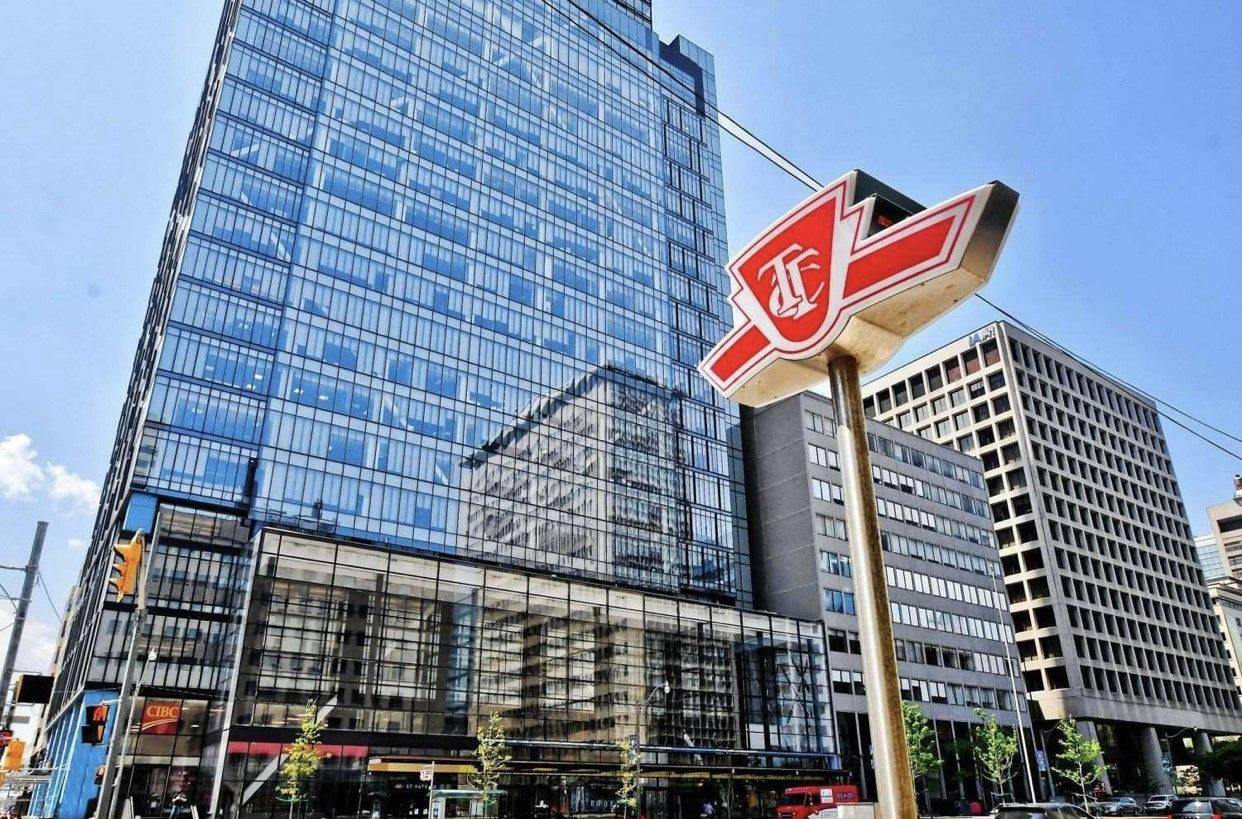 Toronto C01, ON M1G 0C1,488 University AVE #5112
