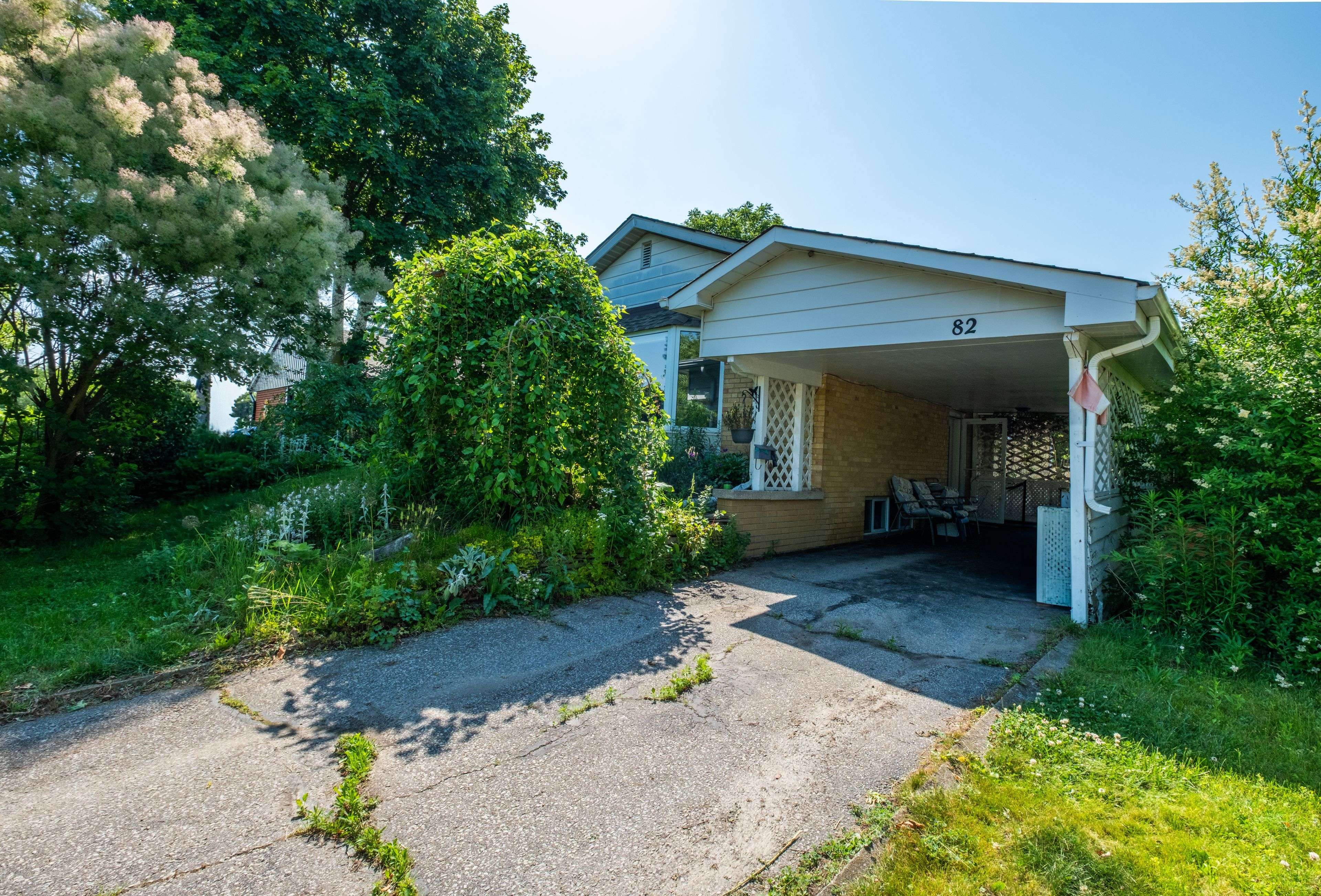 Halton Hills, ON L7J 2L3,82 Roseford TER